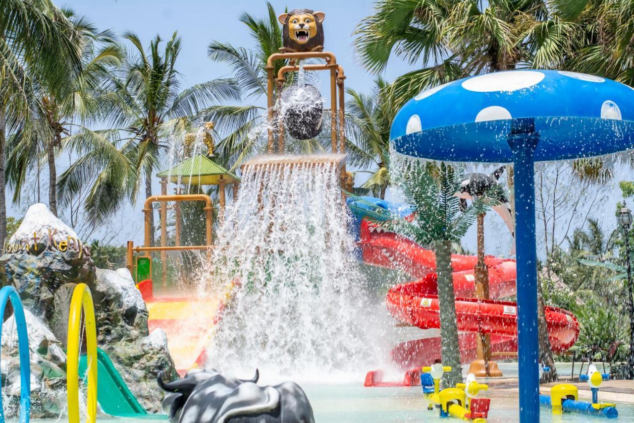 Prideinn Paradise Beach Resort & Spa Mombasa Exterior foto Splash the Sun City